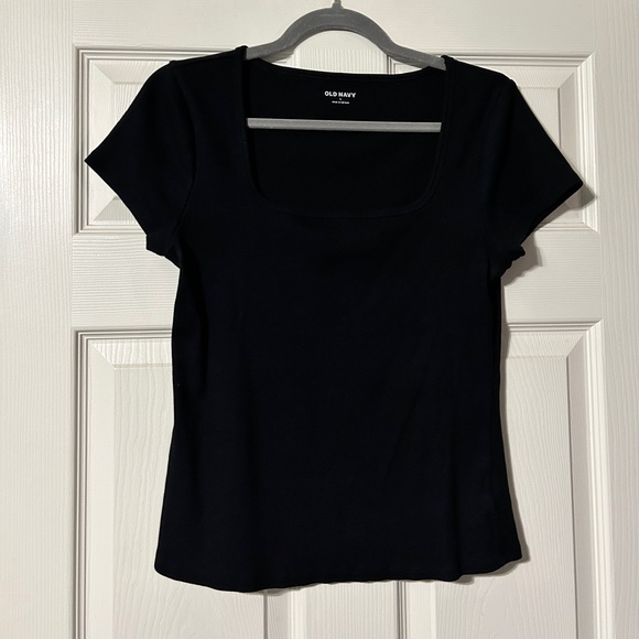 ‼️SOLD‼️ 🖤Old Navy Ribbed Tee🖤 - Picture 1 of 1